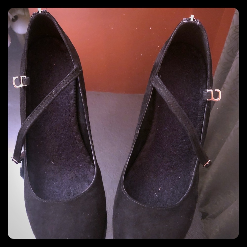 Suede black Aldo wedges